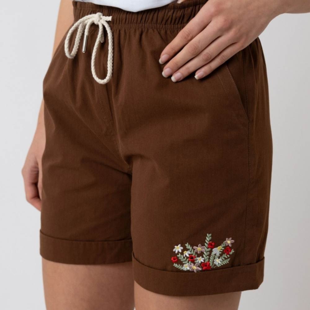Hoamat Gfui Bavarian Caps Blumenwiese Short in Dunkelbraun für Damen